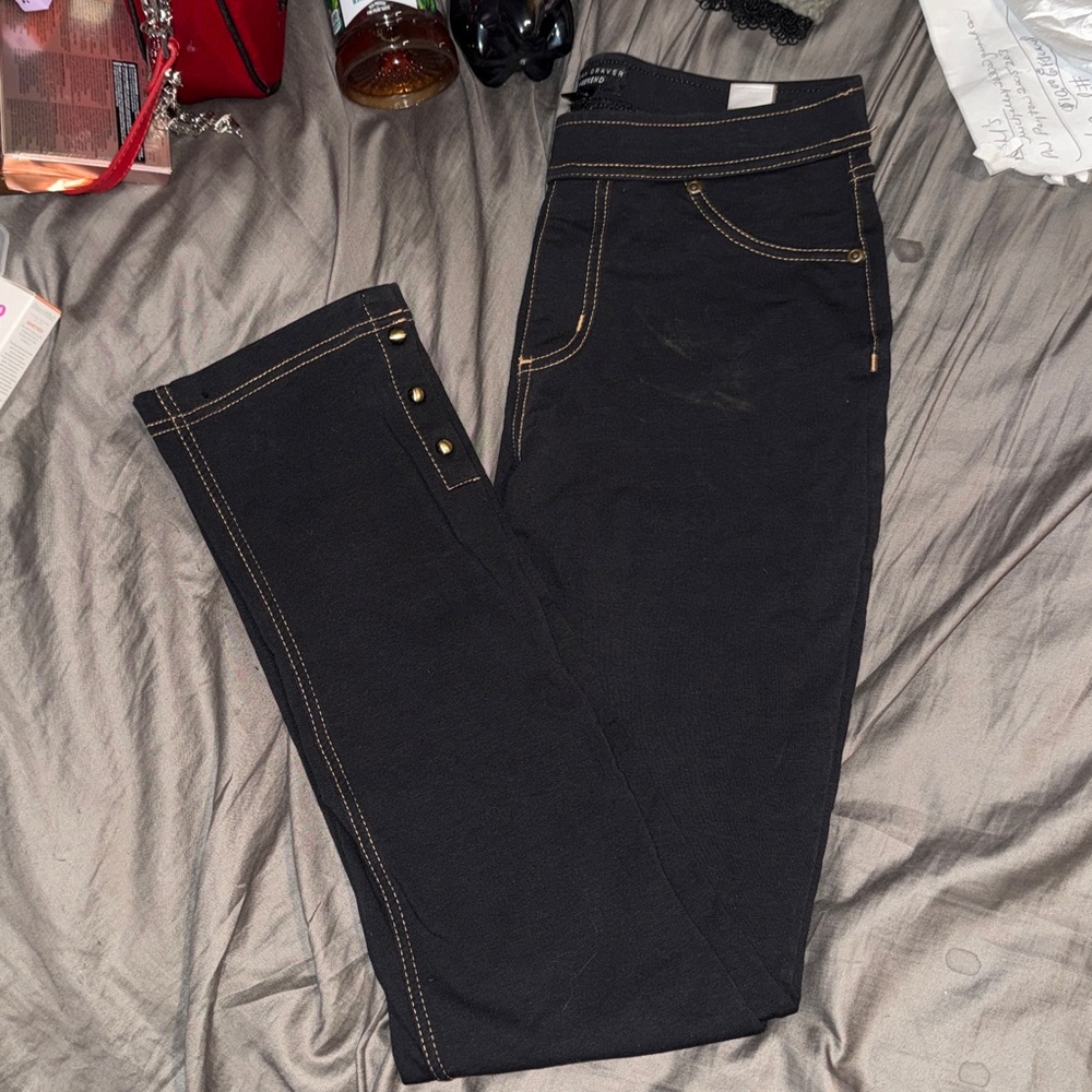 Susan Graver Weekend Black Pants with Button Accents at the bottoms (New)